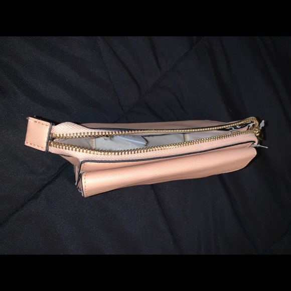 H&M blush makeup bag/ clutch zipper pocket and snap pocket NWT - Picture 7 of 9